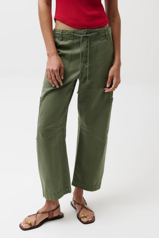 Sabrina curved utility