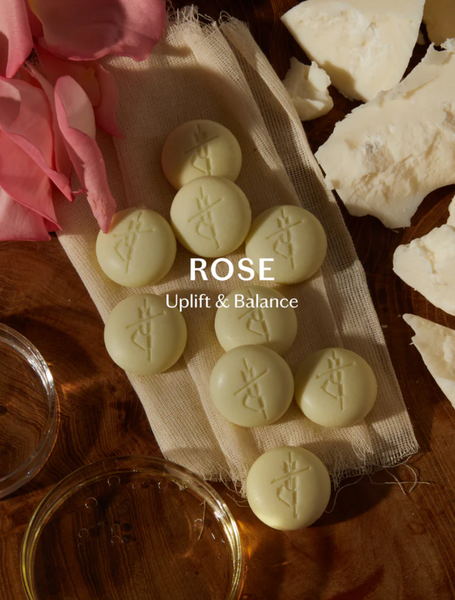 daily pebble deep moisturizing solid bath and shower oil